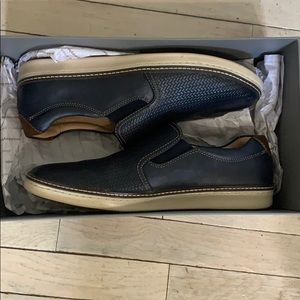 Johnston and Murphy Slip On Navy shoes